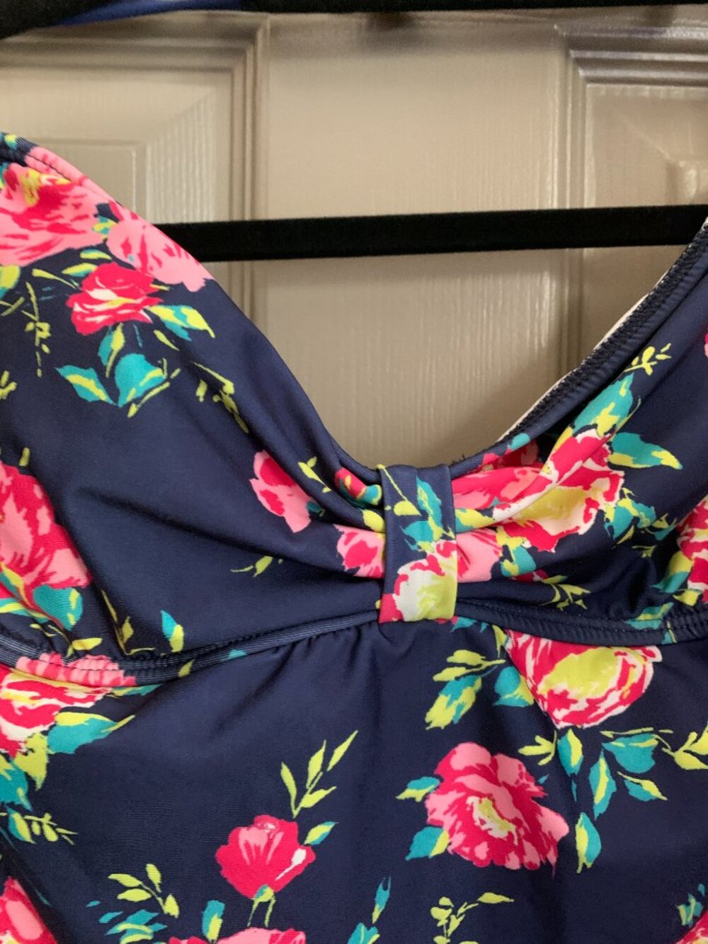Splendid Swim One Piece Swimsuit Size L Navy Floral Bow Front Open Back Peony - Picture 3 of 12